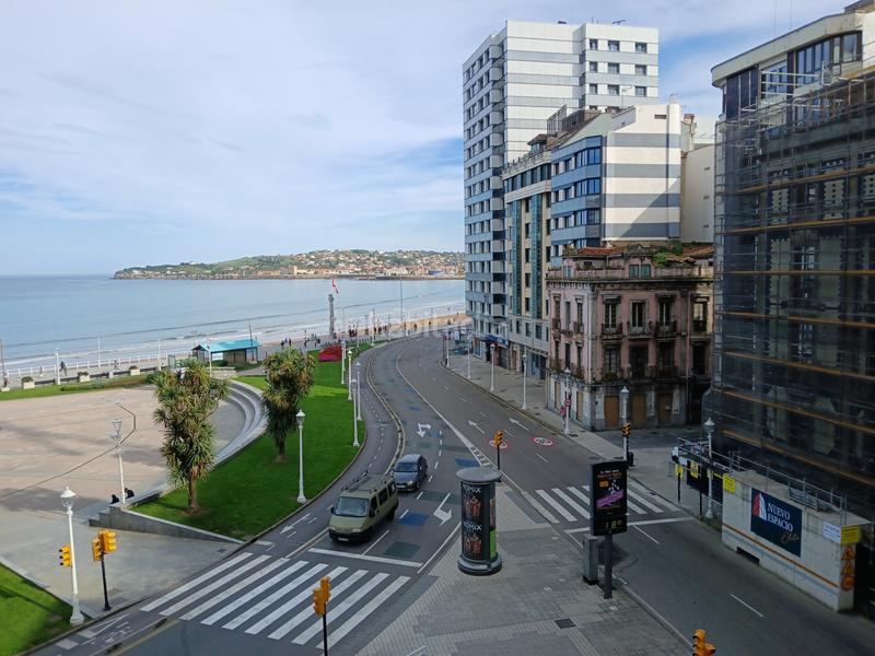 Foto 71ea40ef-1ca2-43ae-b36e-5a446c42977f. Alquiler piso en Gijón - cl jovellanos 2 nautico, excelentes vistas a la playa, amueblado o vacio en Gijón