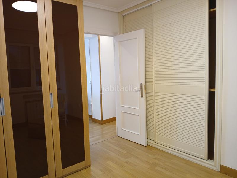 Foto f8d954d4-0553-4b97-be76-071d608238e7. Miete etagenwohnung in Gijón - cl jovellanos 2 in Gijón
