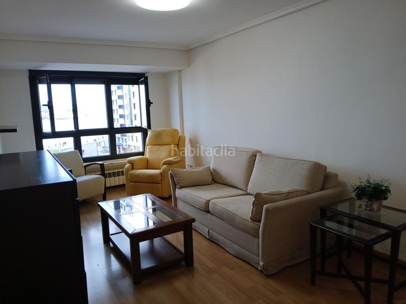 Foto e04edcdf-1e88-4fcf-b5df-895db8fc564f. Rent flat in Gijón - cl jovellanos 2 in Centro Gijón