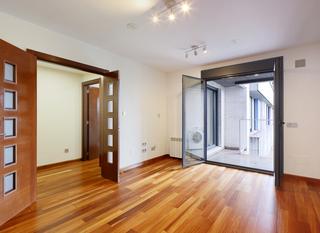 Affitto Appartamento  Gijón - cl concejo de salas. Impecable apartamento con terraza, amplio y muy luminoso, con pl