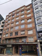 Oficina a Oviedo - santa clara 8. Centro, oficinas en buen estado, 2 despachos, baño, muy bien com