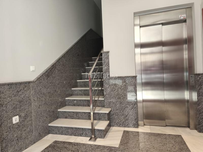 Foto b486acee-9459-4e32-bb88-54a0b14de995. Pis amb calefacció a Centro Gijón