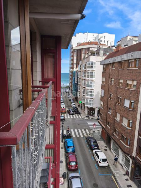 Foto b7638507-c7e6-4647-b74b-b7dc3687eefb. Pis amb calefacció a Centro Gijón