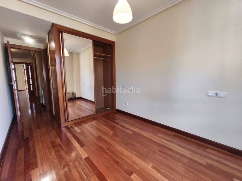 Foto fd2f28bb-98b5-472a-a713-6b3f2c450363. Pis amb calefacció a Centro Gijón