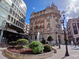Miete Büro in Gijón - plaza de florencio rodriguez 2. Centro, amplias oficinas ubicadas en una séptima planta, exterio