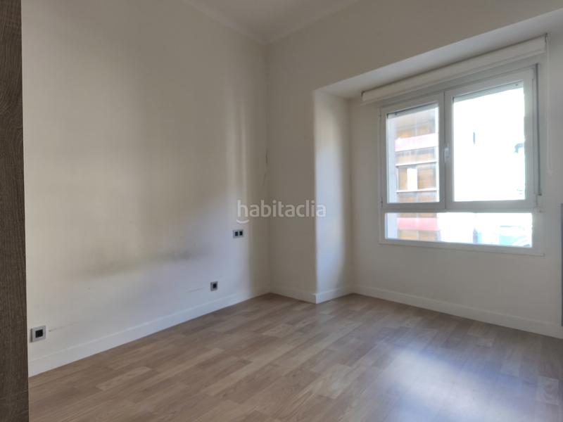 Foto 57c6bd95-cb66-4b85-a99d-ddfe240fcf15. Piso en Gijón - moros 38 moros, en pleno Centro de la ciudad, reformado, una tercera planta, exterior! en Gijón