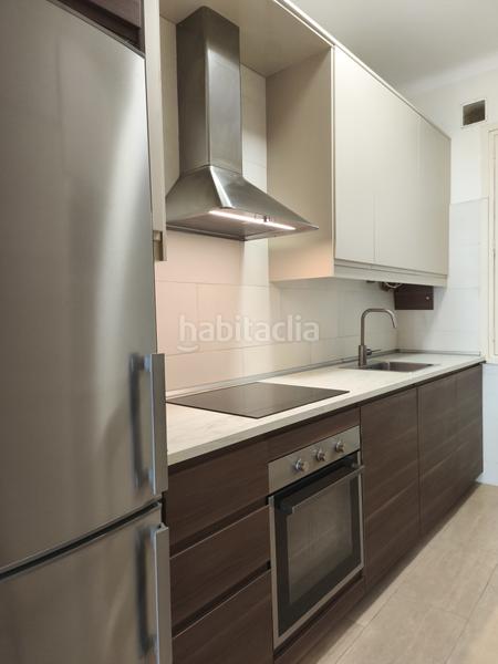 Foto e3caa831-e053-4779-bea3-24efac2f6a59. Piso en Gijón - moros 38 moros, en pleno Centro de la ciudad, reformado, una tercera planta, exterior! en Gijón