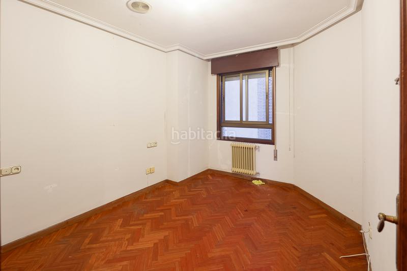 Foto 323ff335-57d8-4431-9e08-d9def2519a3b. Appartamento con riscaldamento parcheggio in Plaza de América Oviedo