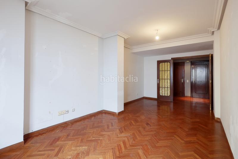 Foto 42cd5458-5f6b-4812-9046-d66a9a5c7f7a. Appartamento con riscaldamento parcheggio in Plaza de América Oviedo