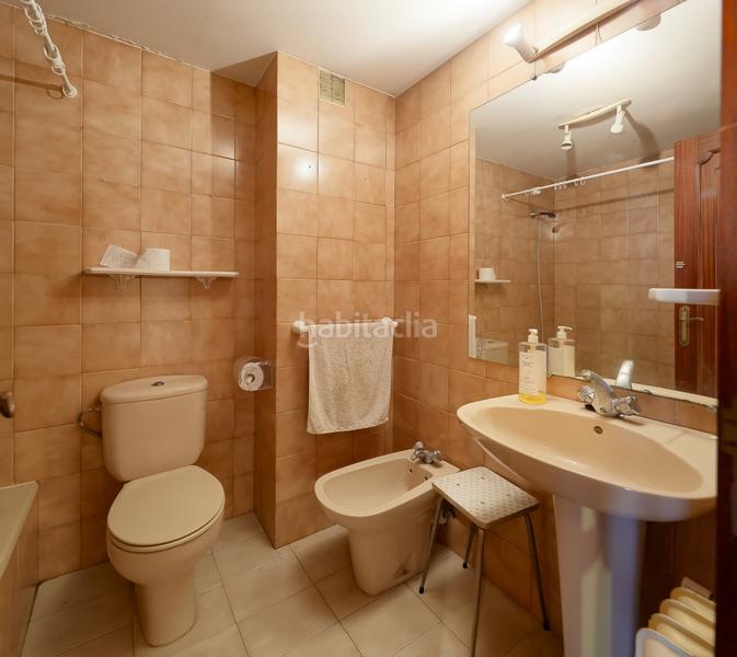 Foto 61a75fd2-2320-4ed4-86b0-d2439607c10f. Appartamento con riscaldamento parcheggio in Plaza de América Oviedo