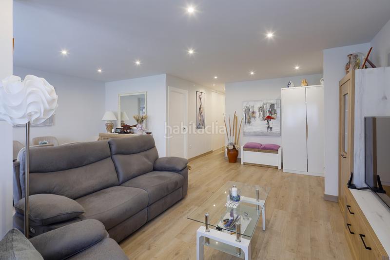 Foto 3e3d6524-e973-412b-8596-4d1ed1880230. Piso espléndido piso en el corazón tu hogar ideal espera si sueñas con vivir en el vibrante Centro , a tan solo 5 minu en Gijón