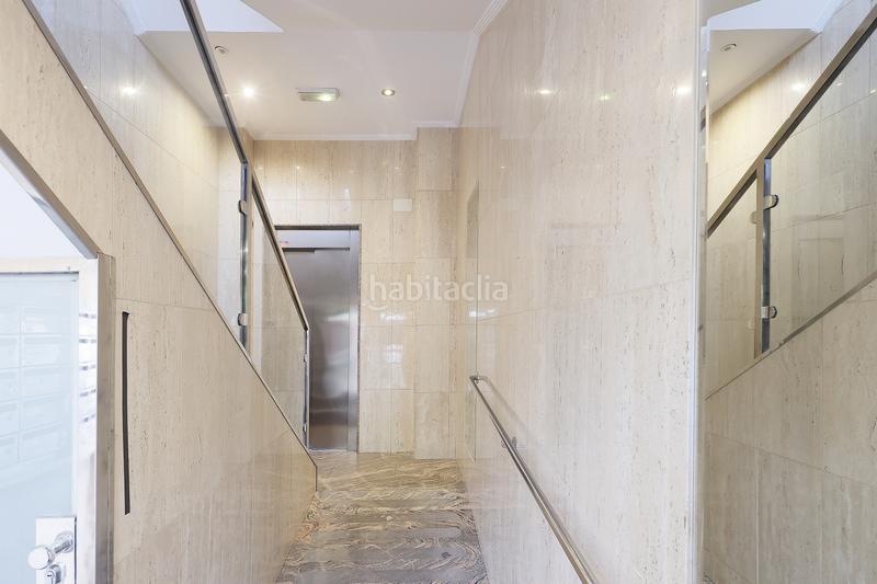 Foto ae30a094-e77c-490f-8e1e-51fa4c49c1b8. Piso espléndido piso en el corazón tu hogar ideal espera si sueñas con vivir en el vibrante Centro , a tan solo 5 minu en Gijón