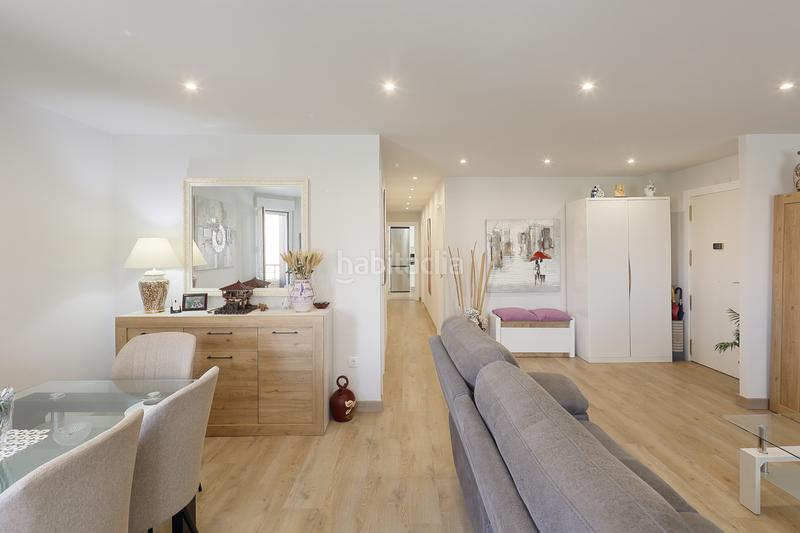 Foto d4a1b152-a5e0-44fe-b3f0-96ab497aefdd. Piso espléndido piso en el corazón tu hogar ideal espera si sueñas con vivir en el vibrante Centro , a tan solo 5 minu en Gijón