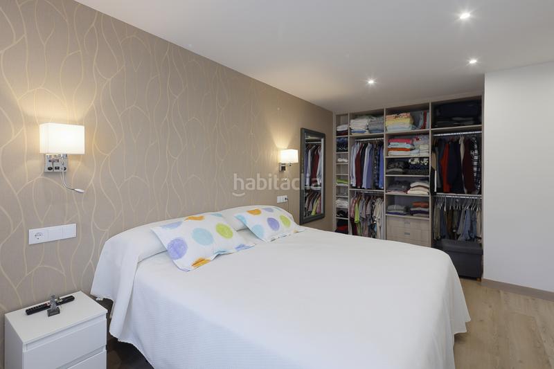 Foto f98aa421-b8c1-4ede-b5ff-502d8dad53f2. Piso espléndido piso en el corazón tu hogar ideal espera si sueñas con vivir en el vibrante Centro , a tan solo 5 minu en Gijón