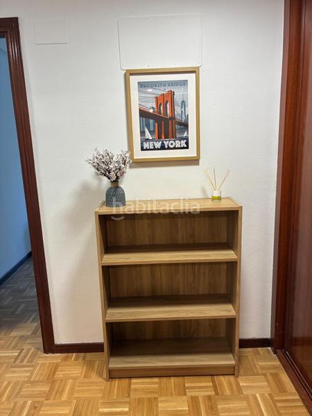 Foto 98b00592-026c-4c20-9772-72f0d7f6c2de. Alquiler piso en Oviedo - plaza europa 1 alquiler huca los prados, amplio apartamento, amueblado a estrenar, completamente exterior, soleado, segunda planta, con trastero en Oviedo