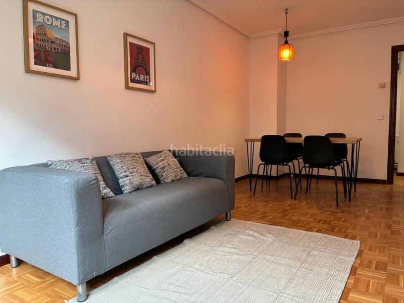 Foto afde736b-6547-4f47-9899-91ee740639d6. Location appartement dans Oviedo - plaza europa 1 dans Oviedo