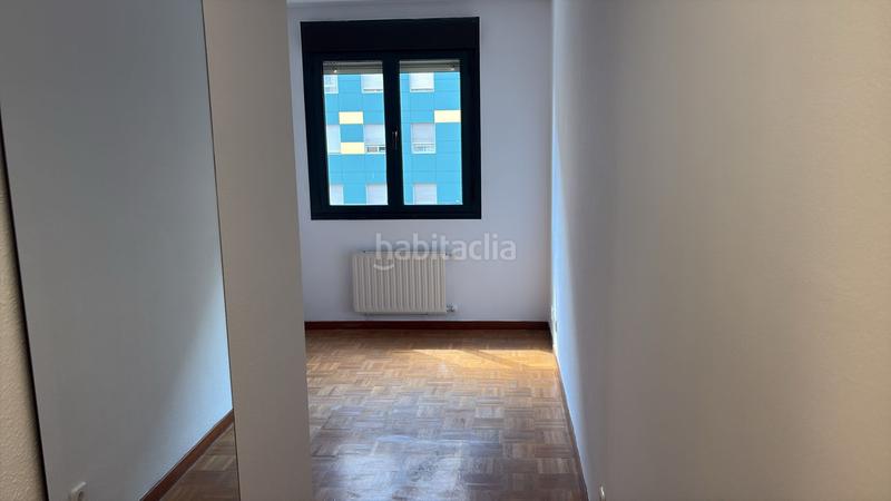 Foto 7e307a7b-853a-412f-b614-96f3765dc3a3. Rent flat in Oviedo - plaza europa 1 in Huca - La Cadellada Oviedo