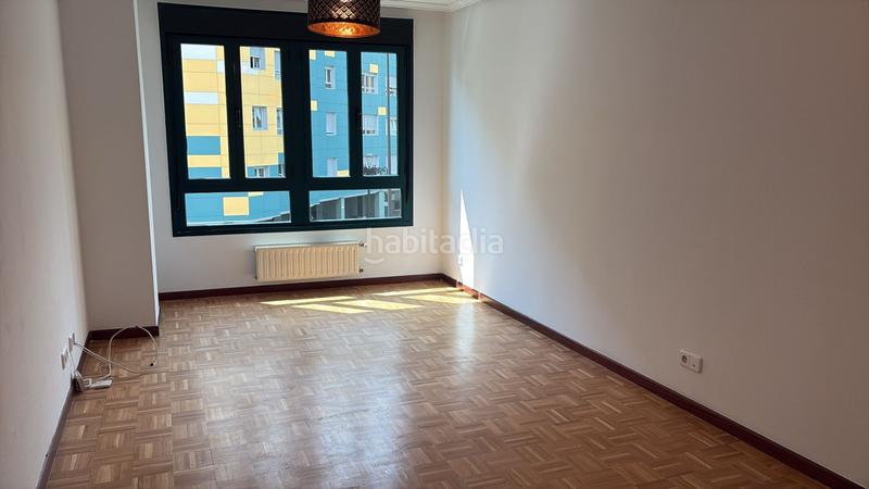 Foto e83245fd-af59-430a-b9ce-2ac413113687. Rent flat in Oviedo - plaza europa 1 in Huca - La Cadellada Oviedo