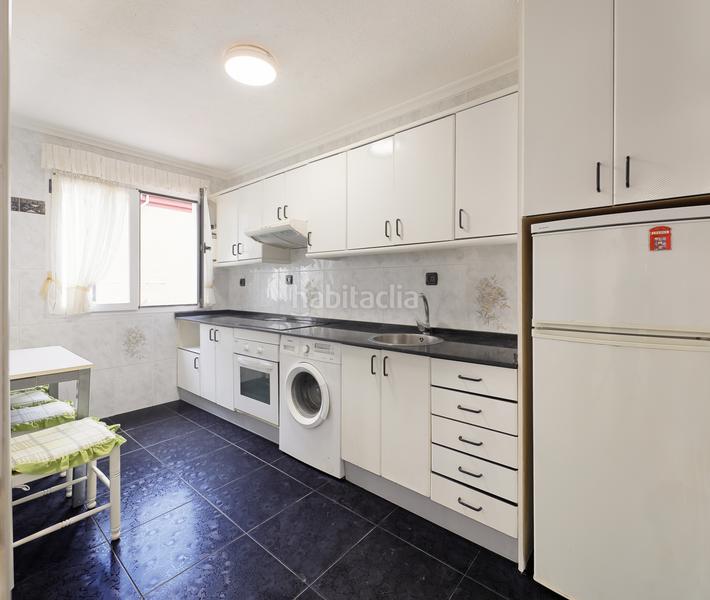 Foto 3951dbdb-d9f9-426f-8564-a5af41296582. Appartement dans Gijón - cl fernando moran lavandera 7 dans Gijón
