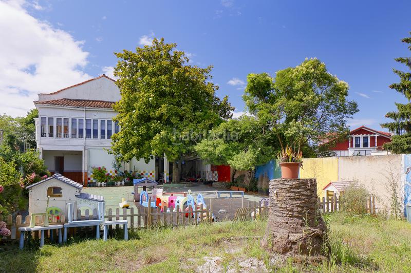 Foto df338537-2c43-4731-870a-36c5db0bddc1. Casa in Gijón - av profesor perez pimentel /camino de los tulipanes 498 in Gijón