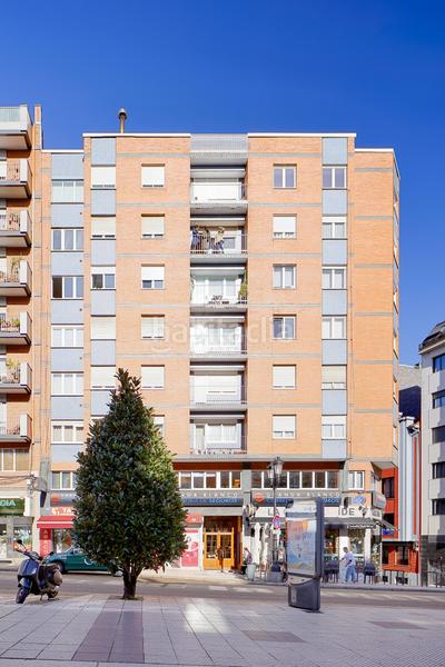 Foto 692a795b-98b5-40c6-9616-643916b67d47. Piso en Oviedo - calle alcalde garcia conde 13 piso a estrenar en el centro , con terraza, la mejor orientación y amplias vistas espectaculares! descubre esta exclusiva en Oviedo