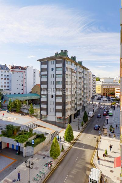 Foto a7c5b442-c150-4dfc-ac36-dc4cf224a6be. Piso en Oviedo - calle alcalde garcia conde 13 piso a estrenar en el centro , con terraza, la mejor orientación y amplias vistas espectaculares! descubre esta exclusiva en Oviedo