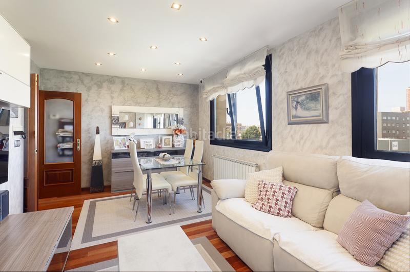Foto f57b8213-617b-44bd-84d7-263ccd6e6c68. Piso en Gijón - alava 75 piso en venta en edificio puerta de gijon montevil en Gijón
