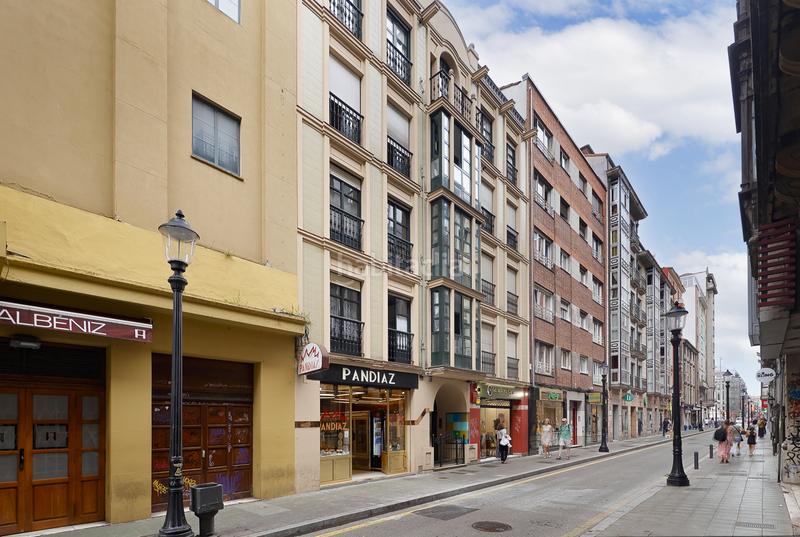 Foto e270aa77-e0af-4450-8e42-d06759ee1ec6. Appartamento in Gijón - cl san bernardo 60 in Centro Gijón