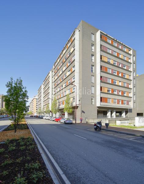 Foto fa2544c9-4fcb-4618-b97c-3bf314b46f98. Alquiler piso en Gijón - av de portugal 84 avenida de portugal, sexta planta, exterior, impecable, luminosa, con plaza de garaje! en Gijón