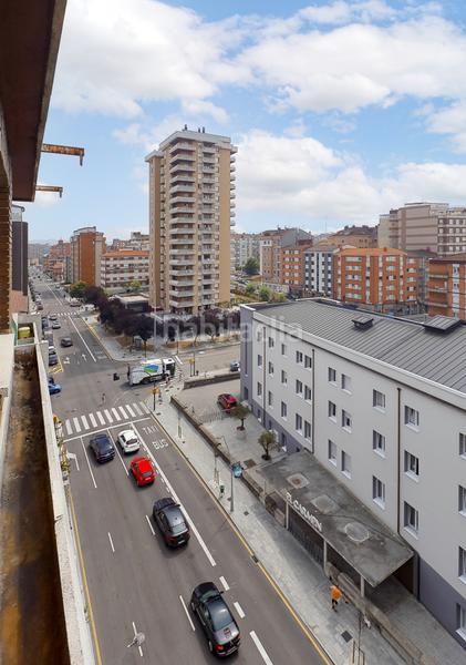 Foto e5ece05e-c685-4e98-91cf-a490913f40b1. Piso en Gijón - av pablo iglesias 51 avenida pablo iglesias, séptima planta, exterior, soleada, 4 dormitorios, con terraza! iniciamos comercialización en venta de una en Gijón