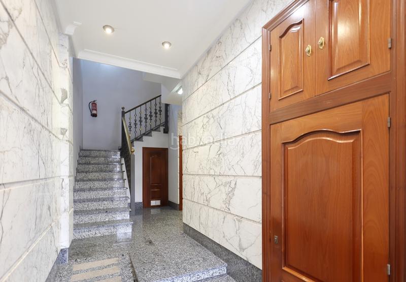 Foto e3f394e9-a78e-492e-8a66-f642bddc307a. Piso en Gijón - san bernardo 4 Centro, al lado de la playa de san lorenzo, con vistas al mar, segunda planta, exterior, muy luminosa. le presentamos una oportuni en Gijón
