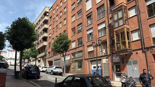 Location Appartement à Oviedo - ricardo montes 46. Ciudad naranco en oviedo amueblado tres dormitorios, alquilar un