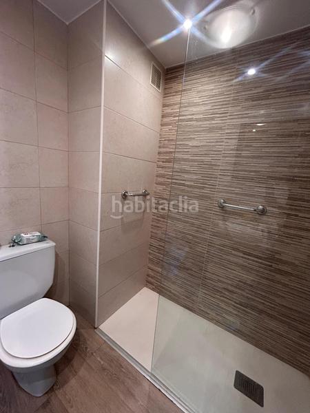 Foto 935c386d-f4e9-423f-aaf3-f8763b03eb20. Location appartement avec chauffage parking dans Pumarín Gijón