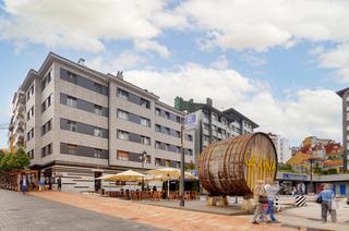 Piso  Oviedo - gascona 7. Centro, cuarta planta orientada al suroeste, muy luminosa, en bu