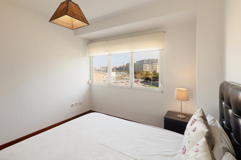 Foto cb503aa6-6bc4-465f-962b-c5716cf3b0d5. Rent flat with heating parking in El Natahoyo Gijón