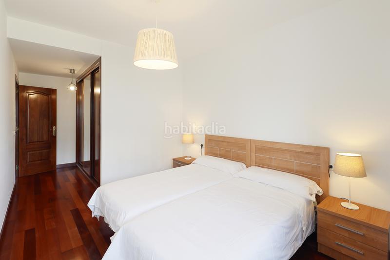 Foto edaf4768-a3a3-4fb6-ae63-91aa3c242da8. Rent flat with heating parking in El Natahoyo Gijón