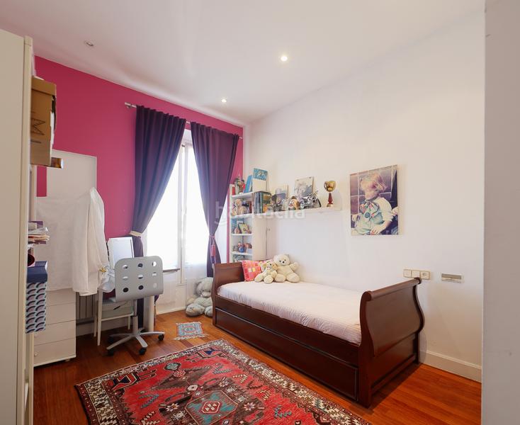 Foto 07627c03-a846-4f08-bf28-37cae4769381. Appartement dans Oviedo - plaza del carbayon 3 dans Oviedo