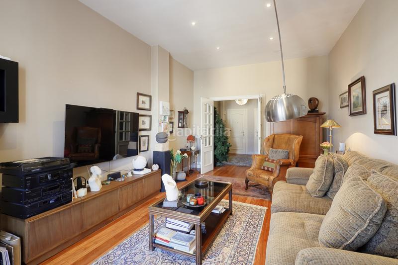 Foto 09acad82-3725-471e-8d7b-d91c207b2a77. Appartement dans Oviedo - plaza del carbayon 3 dans Oviedo