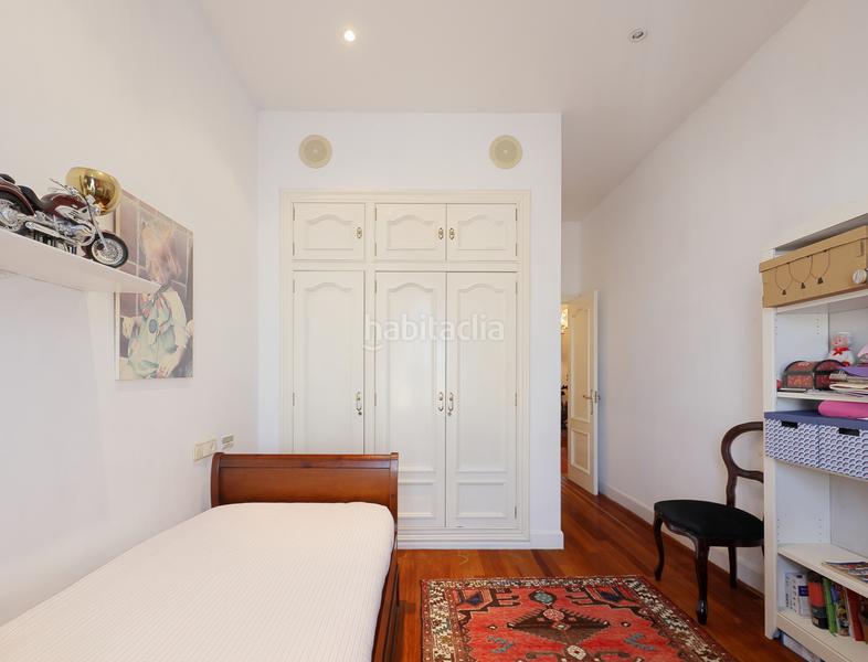 Foto 591795b3-5eab-48ed-a2ce-bc21a2fbee80. Appartement dans Oviedo - plaza del carbayon 3 dans Oviedo