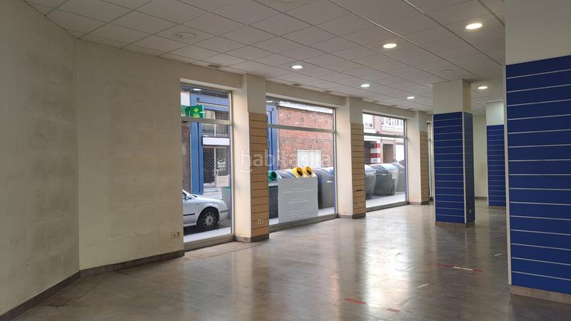 Foto 3e200470-b3a8-4dd8-8c9d-90c2f82af20e. Lloguer local comercial a Gijón - av manuel llaneza 37 a Gijón
