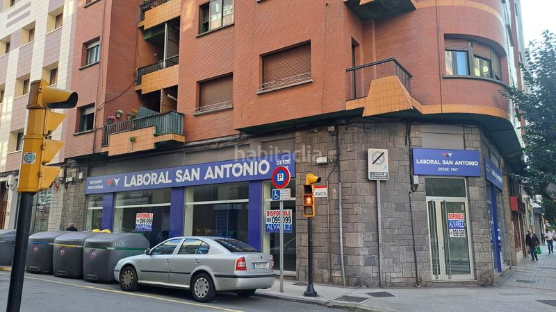 Foto 61c25079-7c4d-4d28-ac48-7c95a3160a19. Lloguer local comercial a Gijón - av manuel llaneza 37 a Gijón