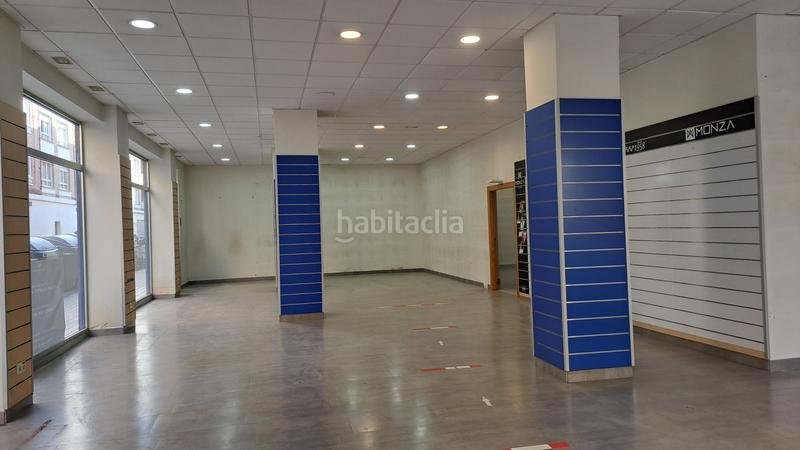 Foto 741f35d4-3715-47af-90cd-00aab81a1f29. Lloguer local comercial a Gijón - av manuel llaneza 37 a Gijón