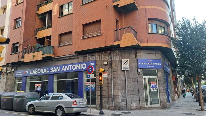 Foto 791c7c1d-fcd9-4f44-b4a9-cdff2912d836. Lloguer local comercial a Gijón - av manuel llaneza 37 a Gijón