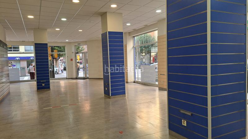 Foto d221279e-51e2-4832-8c3a-1e765cb15e1e. Lloguer local comercial a Gijón - av manuel llaneza 37 a Gijón