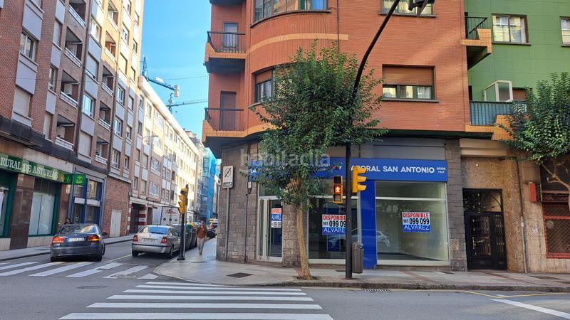 Foto df539cae-0801-493f-a8d5-7959df1a6ad4. Lloguer local comercial a Gijón - av manuel llaneza 37 a Gijón