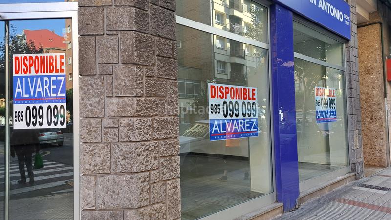 Foto e6ca79b4-9fee-411a-8d1d-c8610481e2ea. Lloguer local comercial a Gijón - av manuel llaneza 37 a Gijón
