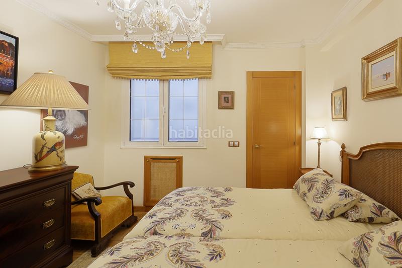 Foto 40115867-fd11-4905-ba8b-6800a3eca814. Flat with heating parking in La Arena Gijón