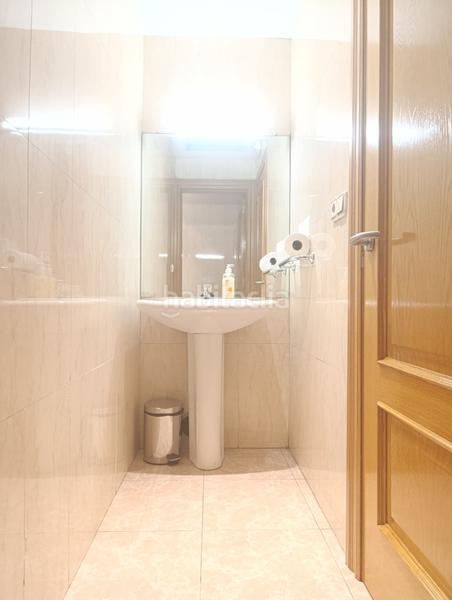 Foto 30bfd305-2837-4973-a0d7-15e6cef2caac. Alquiler oficina en Oviedo - av fundac principe asturias 6 centro, local comercial completamente instalado como ofcina, muy luminoso y con excelentes comunicaciones, al lado de la estación en Oviedo