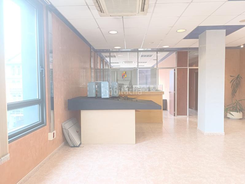 Foto 24b0c4ec-2b4a-46d5-b4f0-70eb3498afa0. Rent office space in Oviedo - av fundac principe asturias 6 in Oviedo