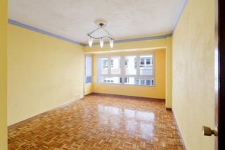 Piso en Laviada. Oportunidad única en laviada, décima planta, completamente exter